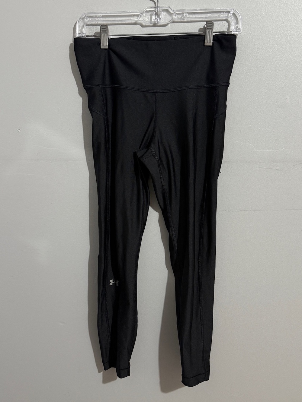 Under Armour Compression Leggings Womens M Heatgear Athletic Workout Running